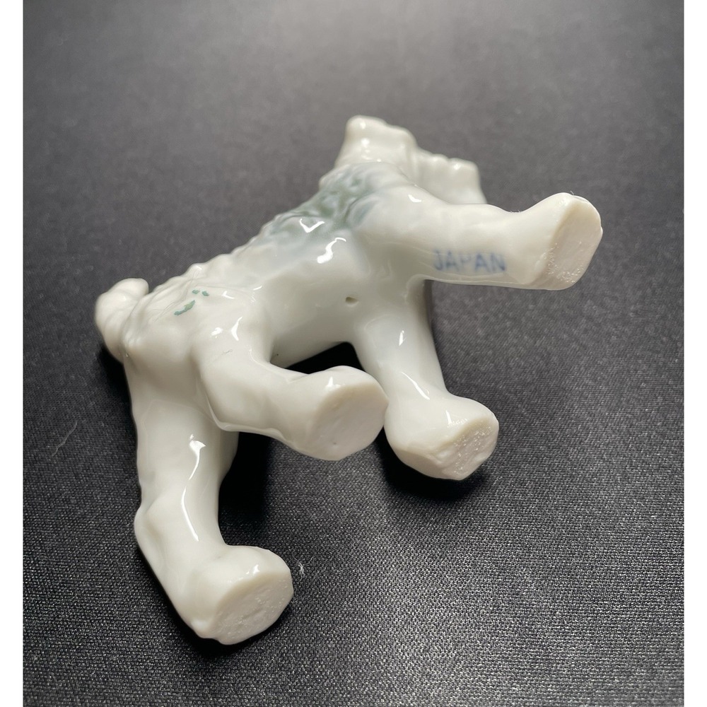 Vintage 1950s Wirehair Fox Terrier Porcelain Dog Figurine. Marked Made in Japan. - Picture 8 of 10